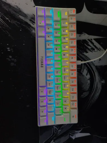 TECLADO MECÂNICO RGB 60%