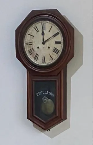 Relógio de Parede - Circa 1900 - Regulator (à corda com pêndulo - até 8 dias de autonomia)