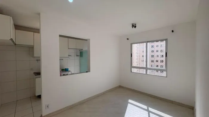 Apartamento com 2 dormitórios para alugar, 45 m² por R$ 2.139,53/mês - Ponte Grande - Guar
