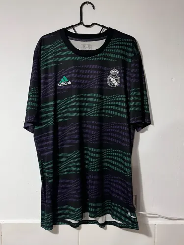 Camisa de Treino Real Madrid Adidas 2023/24 Preta Verde e Roxa