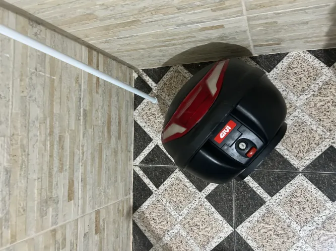 Givi Monolock Tour 30 Litros (modelo E30RN).