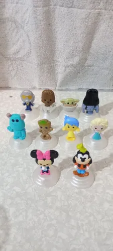 Boneco McDonald's 100 anos Disney em bom estado