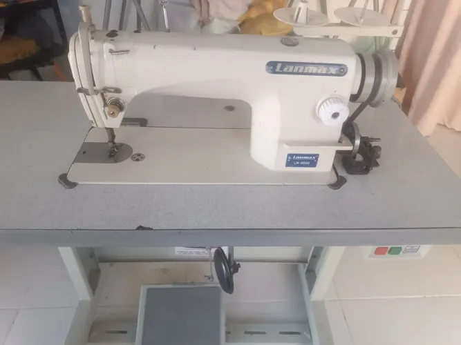 Vendo máquina de costura industrial