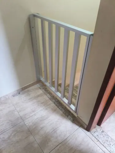 Portão de alumínio sobre medidas pets porte grande