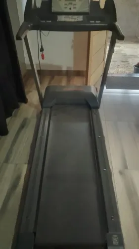 esteira athletic advanced 520EE