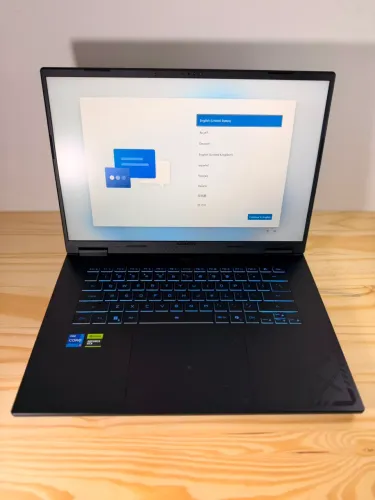 Notebook Gigabyte A16 - RTX 5070 / Intel Core i7 13ª Geração / 16GB DDR5 / SSD 1TB