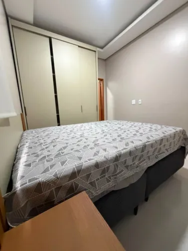 Casa - Condomínio no Parque Dez - 2qtos com suíte