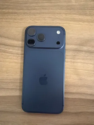 iPhone 17 Pro Max - 256gb - Apple Care seguro até Janeiro 2027