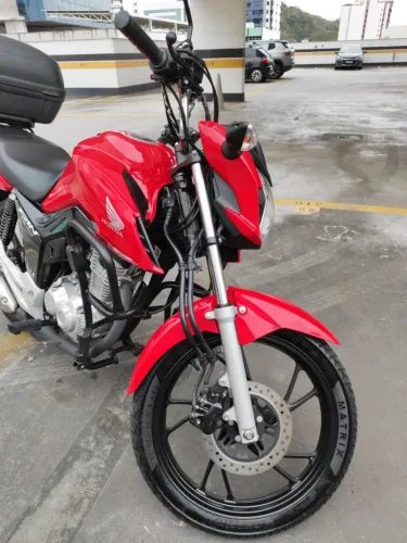 Vendo CG Fan 2024 com 7.000km