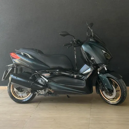 YAMAHA XMAX 250 2024