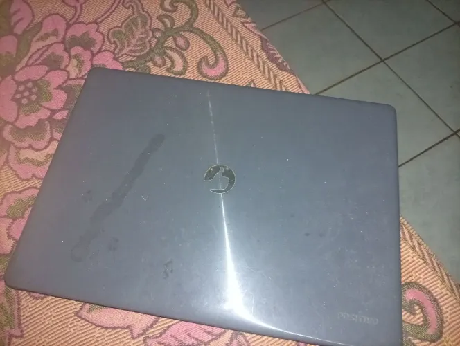 Notebook positivo 