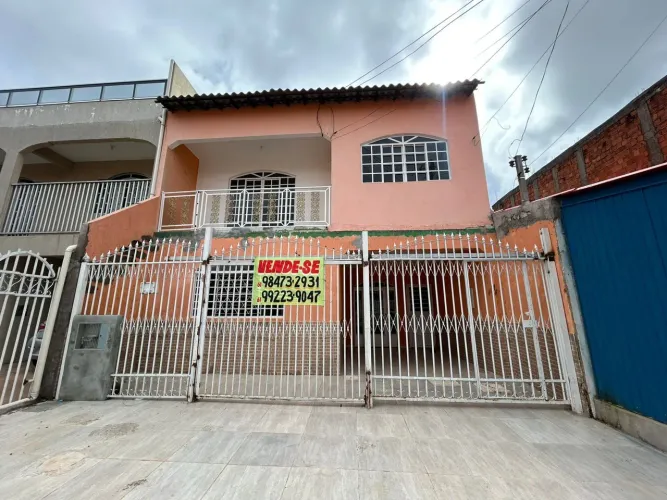 Vendo Sobrado na QR108 Samambaia Sul 