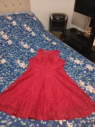 Lindo vestido de renda 