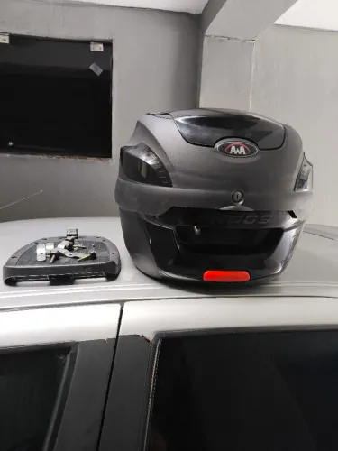 Baú para Moto Preto 41L Universal