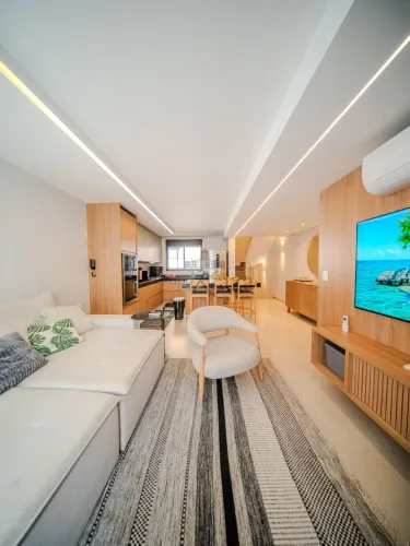 Casa Tríplex em Condomínio - Higienópolis - 2 Dormitórios - 170m².