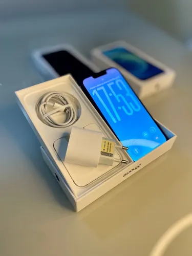 iPhone 13 256 gb