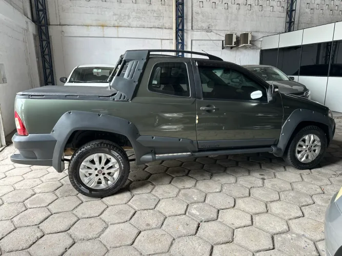 Fiat Strada Adv.1.8 16V Dualogic Flex CD 2013