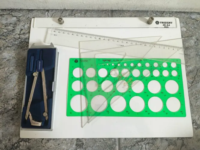 Kit desenho técnico 