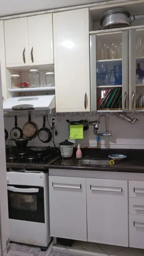 Quarto individual só para mulheres, ao lado do hospital Roberto Santos