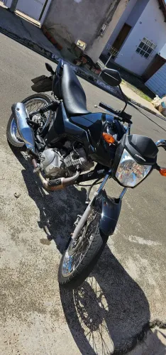 Moto Honda partida elétrica fazendo 125 2015