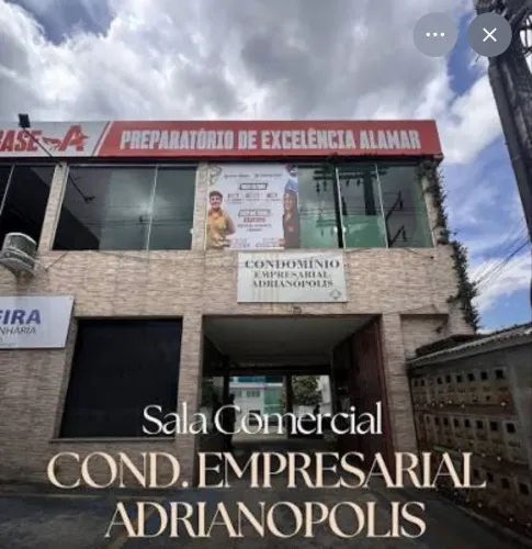 Alugo sala comercial Adrianopolis próximo ao Fórum
