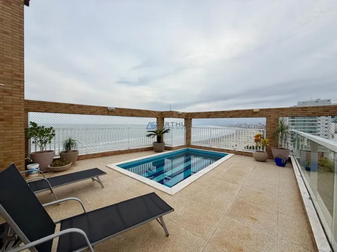 Cobertura Duplex frente mar à venda em Praia Grande no Canto do Forte