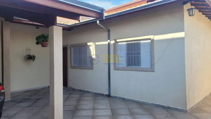 Casa com 3 quartos à Venda, Residencial Parque das Palmeiras - Pindamonhangaba