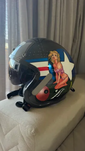 Capacete