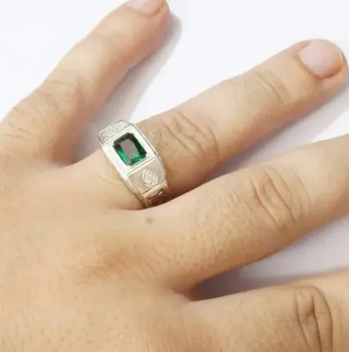 Anel de Formatura Prata 950 Topo 10 mm Todas Formaturas e Cursos Pedra 8 x 6 mm Zircônia