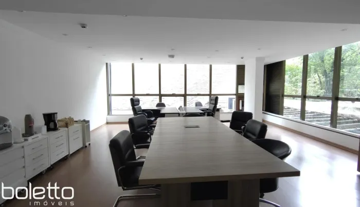 Excelente sala comercial no bairro Bela Vista.