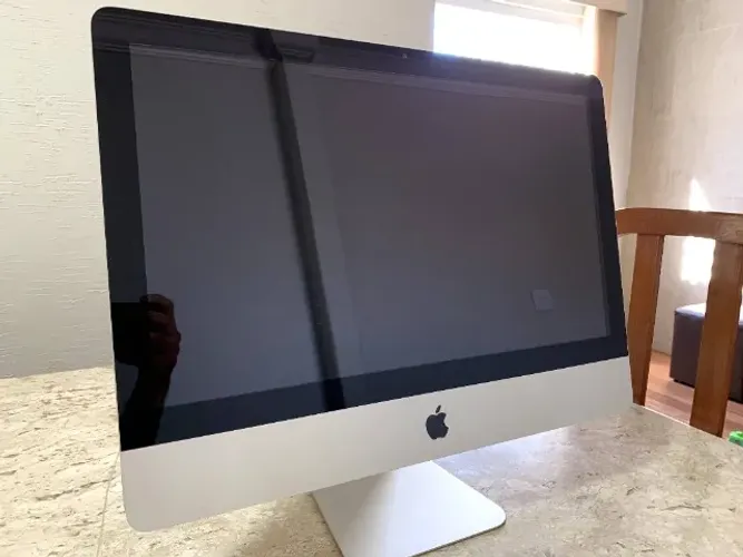 iMac 21,5" Apple | Core i5 | 16GB RAM | macOS Sequoia