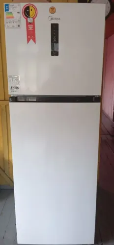 Geladeira Mideia