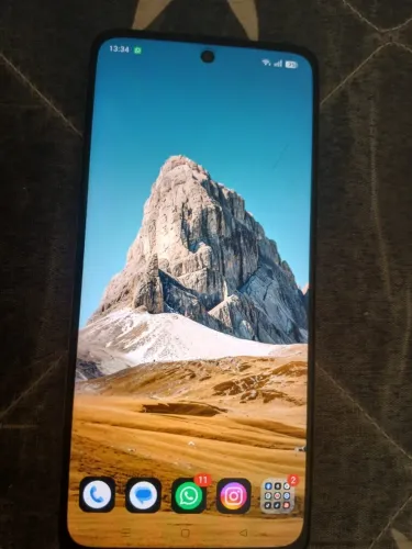 Celular C75