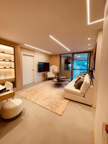 Apartamento à venda no bairro Cambuí em Campinas