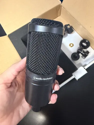 Microfone AT2020 cardioide preto | pouco usado 