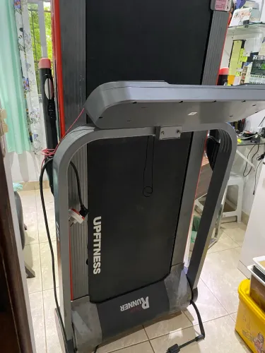 Vendo esteira Upfitness