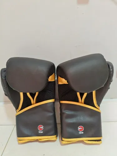 Luva de Boxe Naja Dourado 16oz