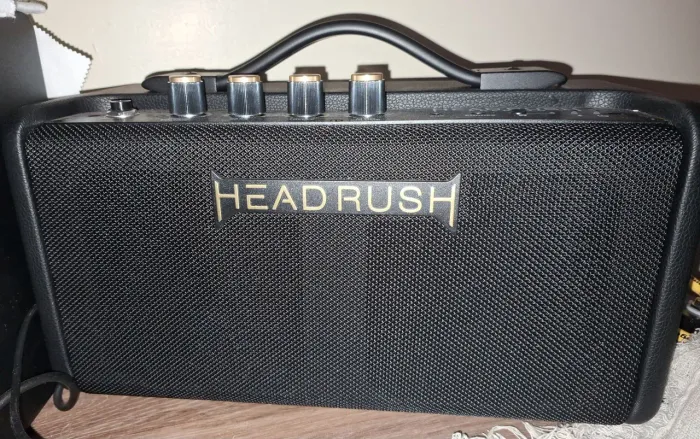 Amplificador Headrush FRFR GO PERFEITO ESTADO