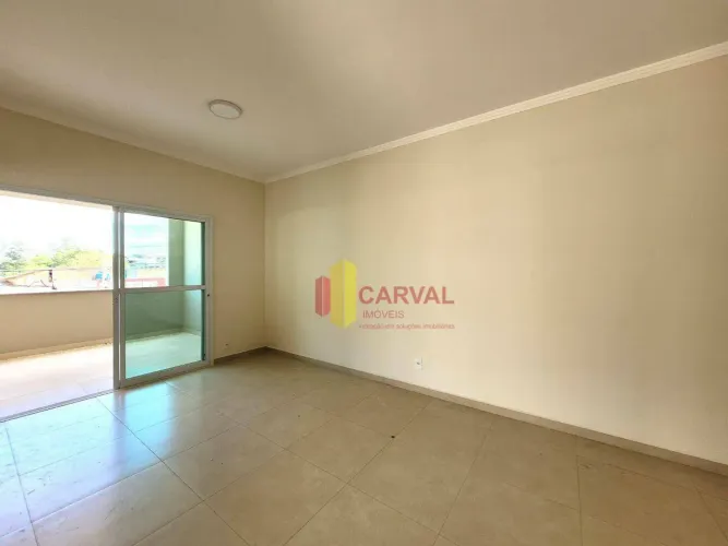 Casa com 3 dormitórios para alugar, 127 m² por R$ 3.376,12/mês - Florianópolis - Jaguariún