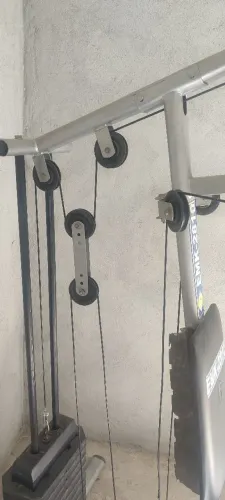 Vendo uma estação de academia