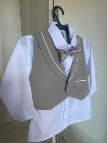 Roupa infantil social