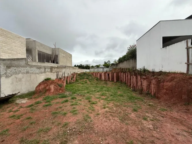 Terreno à venda no Condomínio Vintage Arte de Morar