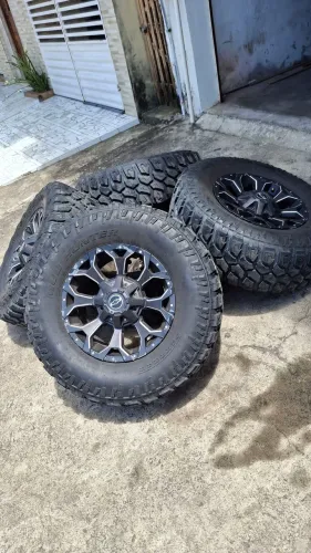 Pneus 285 70 17 mud 