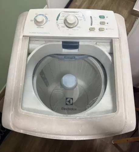Máquina de Lavar Electrolux - Modelo LT09B - 8kg