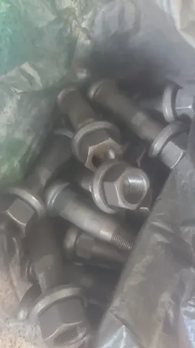 Parafusos cubo roda