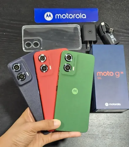 Smartphone Motorola Moto g35 5G - 128GB 12GB (4GB RAM+8GB Ram Boost) e Camera 50MP NFC