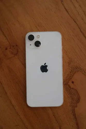 iPhone 13 256 GB + Kit Premium Apple