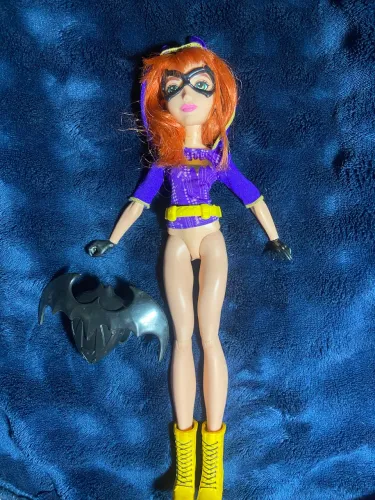 Boneca DC Super Hero Girls Batgirl (Mattel)
