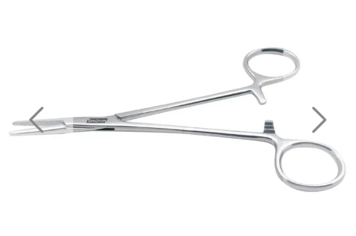 Pinça Halstead Mosquito 12CM curva Golgran