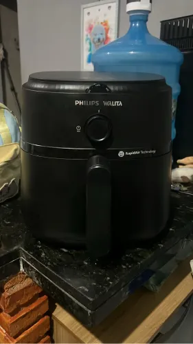 Vendo airfryer de 6,2 L Philco 